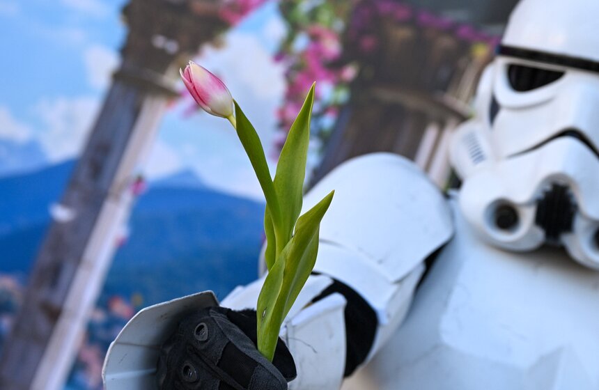 Международный женский день отметили на ВДНХ 19 фото