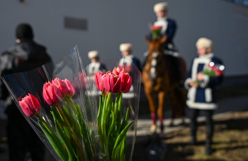 Международный женский день отметили на ВДНХ 7 фото