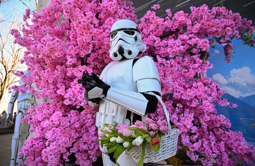 Международный женский день отметили на ВДНХ 17 фото