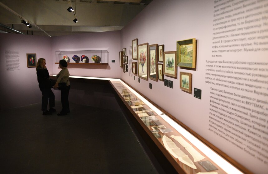 Выставка "Между Парижем и Москвой" открылась в столице 2 фото