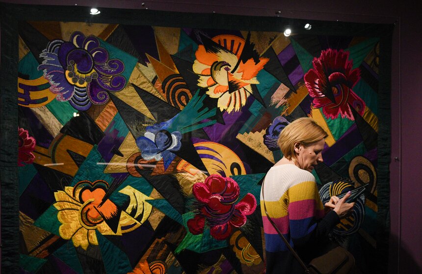 Выставка "Между Парижем и Москвой" открылась в столице 16 фото