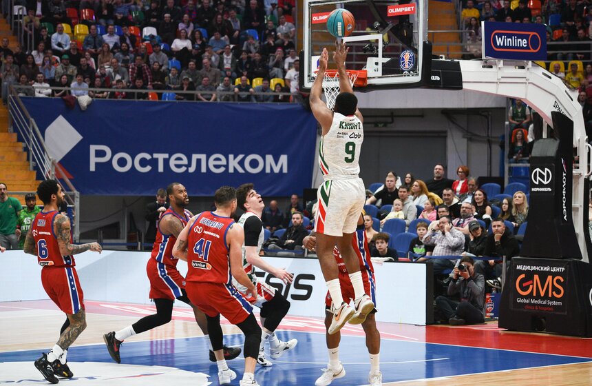 Столичный баскетбольный клуб ЦСКА обыграл казанский УНИКС 6 фото