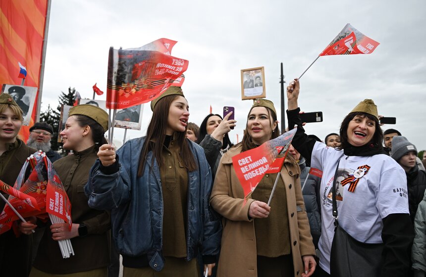 На Поклонной горе отметили День Победы 20 фото