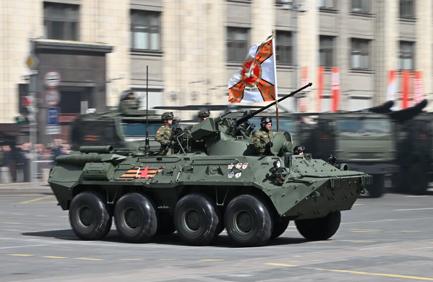 Генеральная репетиция парада Победы прошла в Москве 7 мая 18 фото