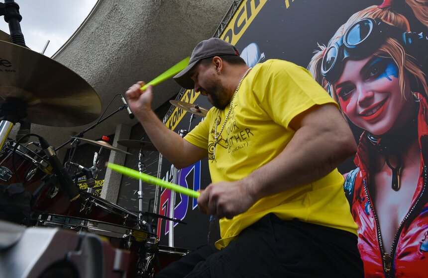 День "Звездных войн" отметили на ВДНХ в Москве 23 фото