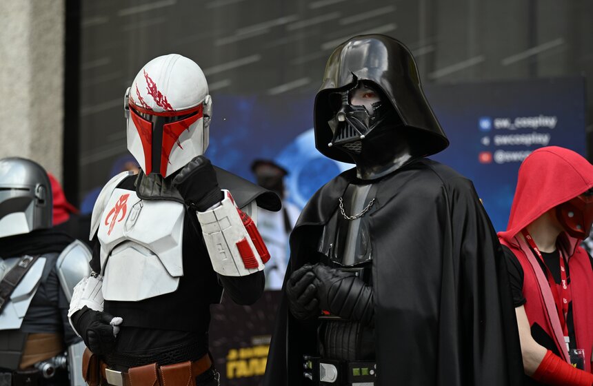 День "Звездных войн" отметили на ВДНХ в Москве 8 фото