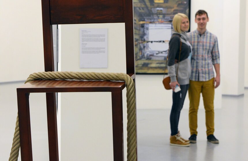 Открылась фотовыставка Саймона Робертса в Москве 10 фото