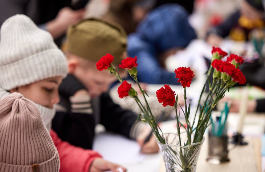 День Великой Победы отпраздновали в Парке Горького 4 фото