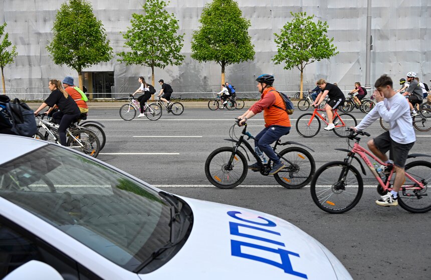 Весенний велофестиваль прошел в Москве 18 фото