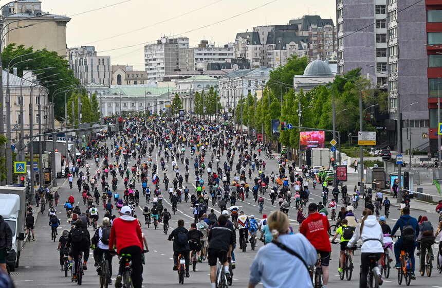 Весенний велофестиваль прошел в Москве 20 фото