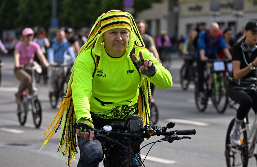 Весенний велофестиваль прошел в Москве 11 фото
