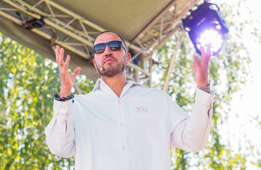 Второй международный день медитации прошел в Москве 8 фото