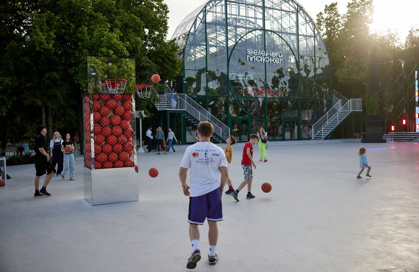"Зеленый маркет" открылся на Болотной площади 1 фото