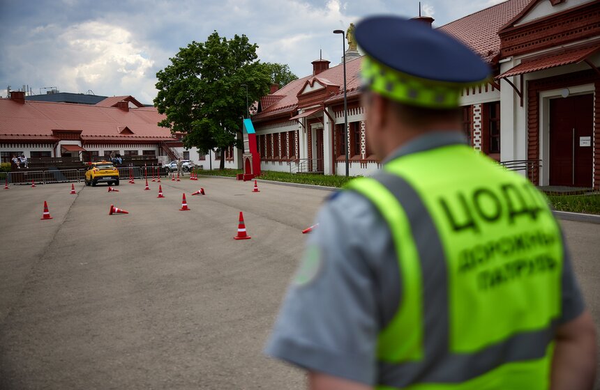Конкурс "Лучший водитель такси Москвы" завершился на ВДНХ 26 фото