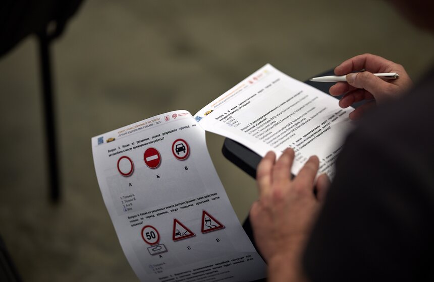 Конкурс "Лучший водитель такси Москвы" завершился на ВДНХ 14 фото