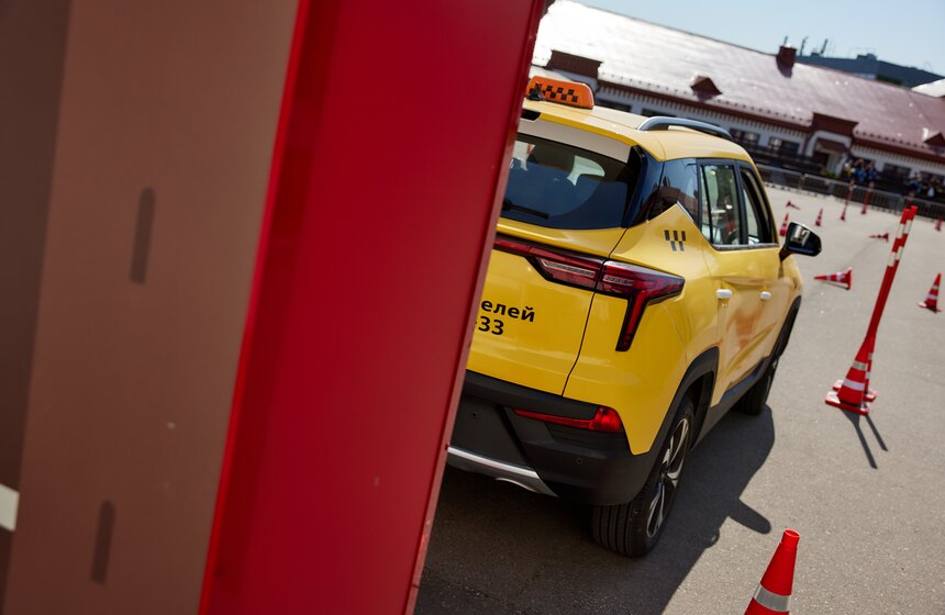 Конкурс "Лучший водитель такси Москвы" завершился на ВДНХ 23 фото