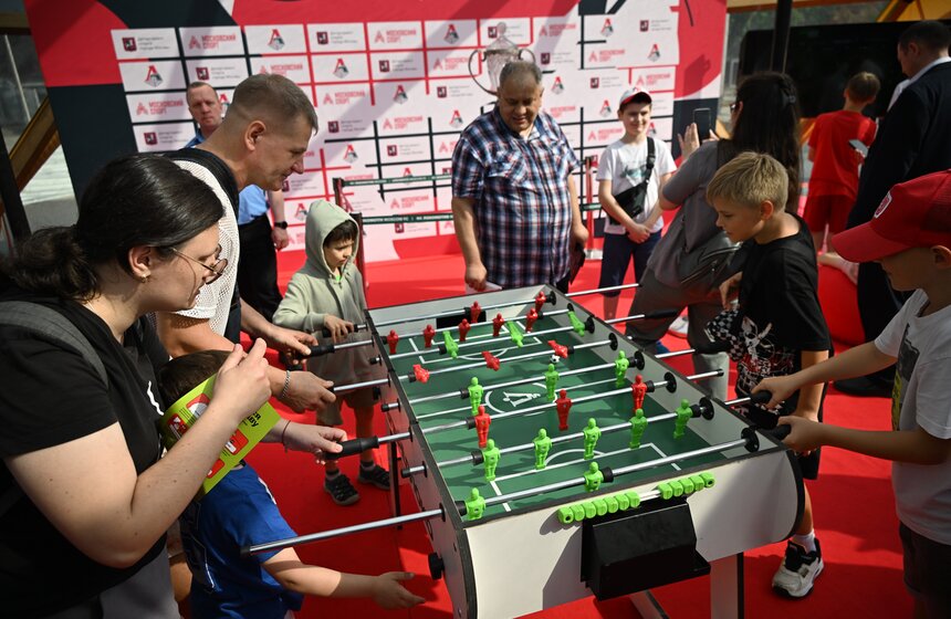 В "Лужниках" прошел праздник в честь Дня спорта 28 фото