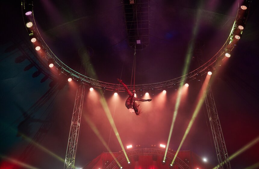 Цирк шапито открылся в кинопарке "Москино" 22 фото