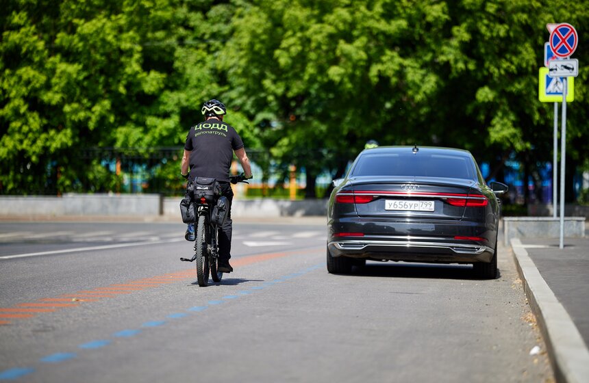 Велопатруль ЦОДД продолжил работу на улицах Москвы 13 фото