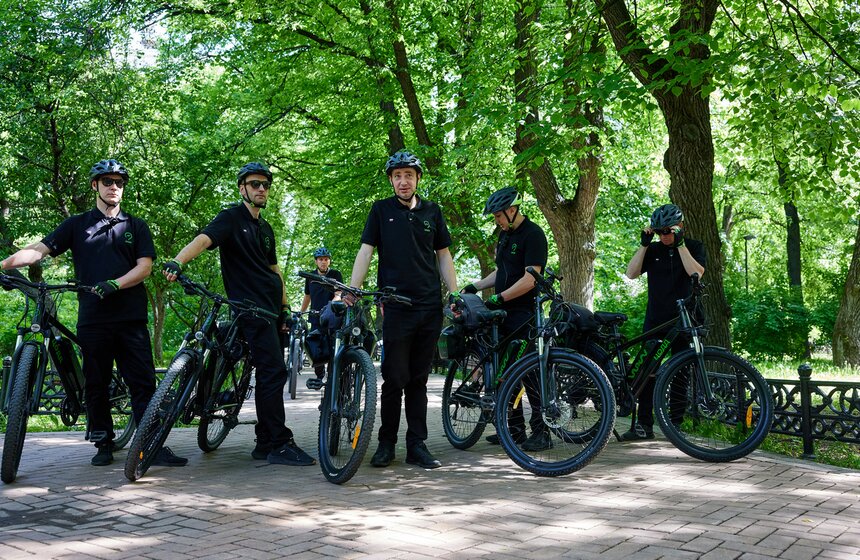 Велопатруль ЦОДД продолжил работу на улицах Москвы 1 фото