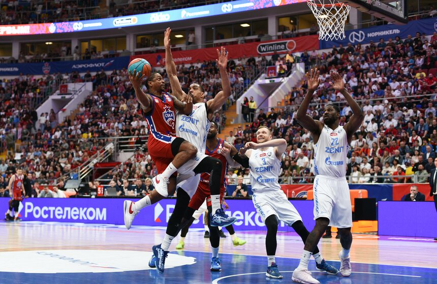 ЦСКА обыграл "Зенит" в четвертом матче финала Лиги ВТБ 21 фото