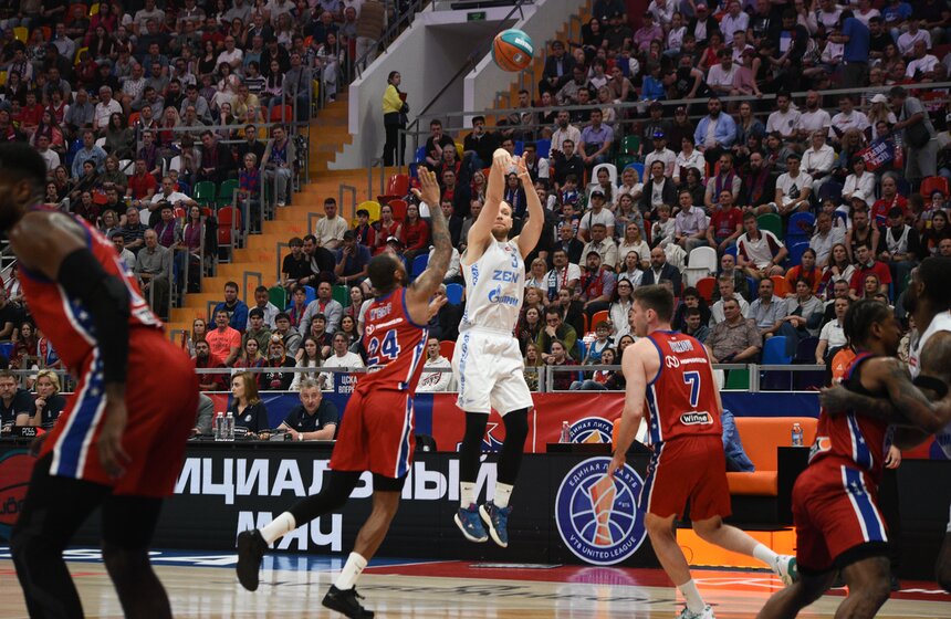 ЦСКА обыграл "Зенит" в четвертом матче финала Лиги ВТБ 6 фото