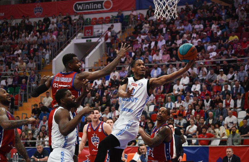 ЦСКА обыграл "Зенит" в четвертом матче финала Лиги ВТБ 8 фото