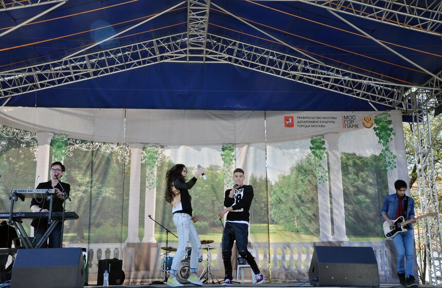 В Измайловском парке прошел весенний субботник 5 фото