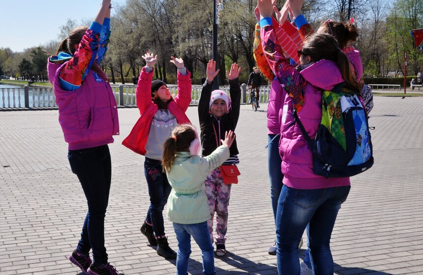 В Измайловском парке прошел весенний субботник 6 фото