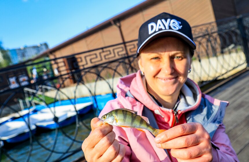 Чемпионат по рыбной ловле стартовал на фестивале "Москва – на волне. Рыбная неделя" 5 фото