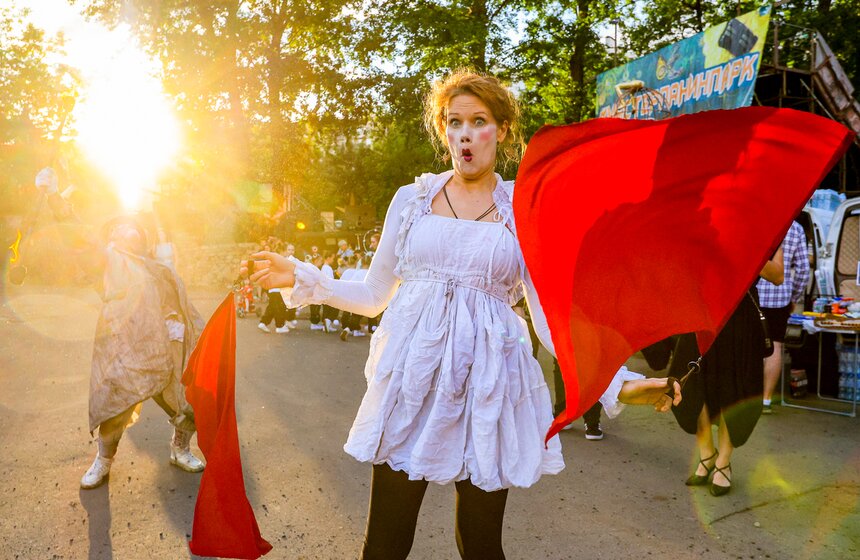 В Москве прошел "Вселенский карнавал огня" 1 фото