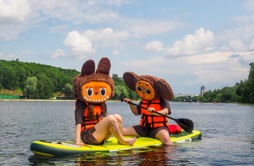 Костюмированная сап-регата прошла в Серебряном Бору 17 фото