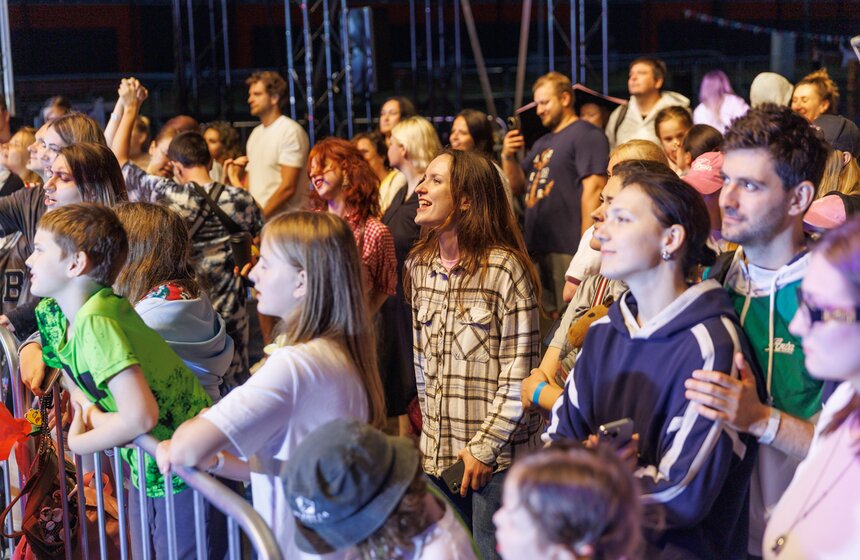 Фестиваль "Солома" отметил 10-летие в кинопарке "Москино" 37 фото