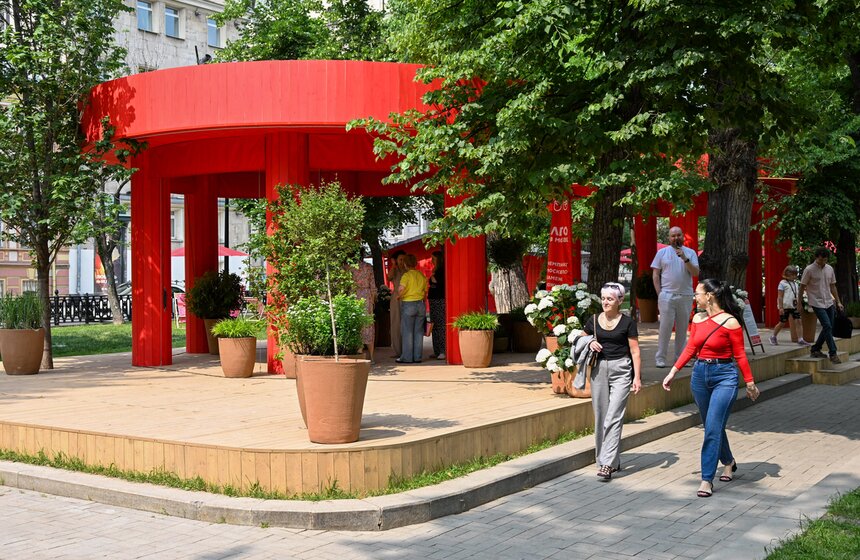 Новые площадки фестиваля "Сады и цветы" открылись в Москве 2 фото