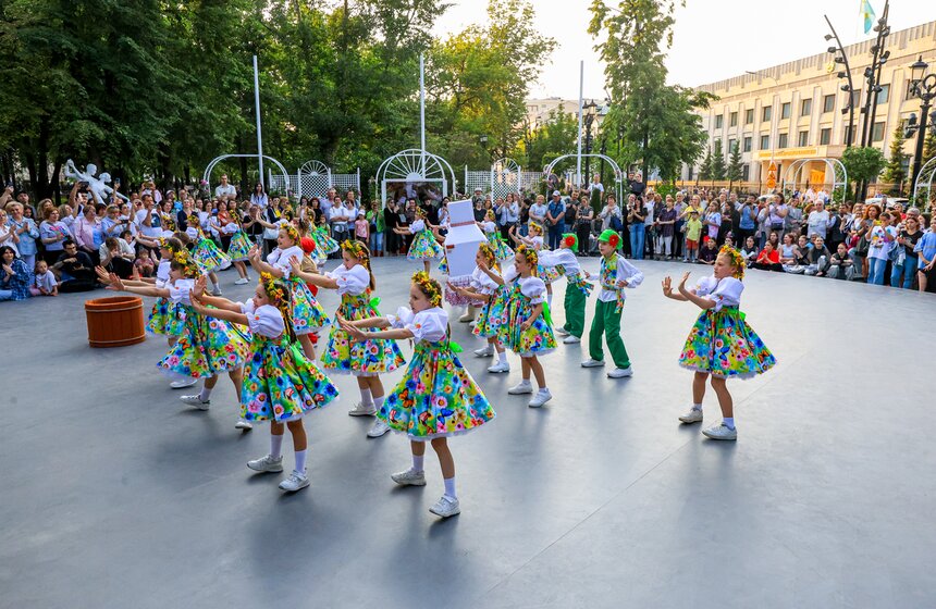 Хореограф Евгений Папунаишвили провел мастер-класс проекта "Улица. Танцы" в Москве 7 фото
