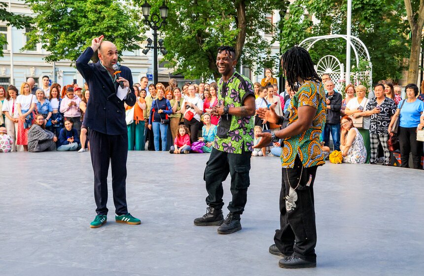 Хореограф Евгений Папунаишвили провел мастер-класс проекта "Улица. Танцы" в Москве 15 фото