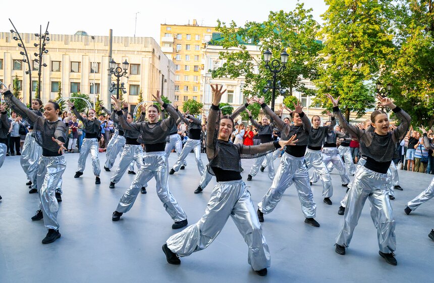 Хореограф Евгений Папунаишвили провел мастер-класс проекта "Улица. Танцы" в Москве 11 фото