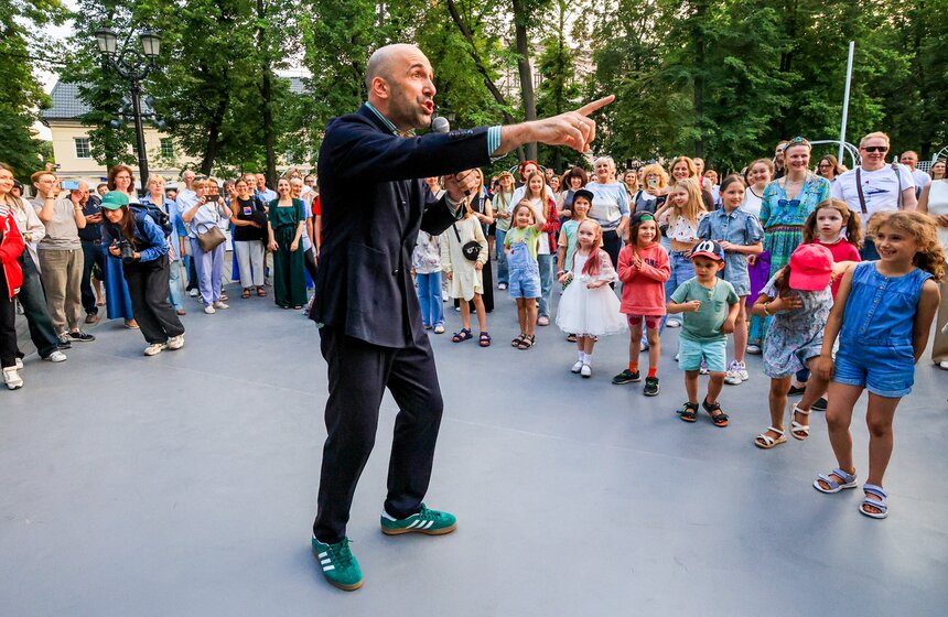 Хореограф Евгений Папунаишвили провел мастер-класс проекта "Улица. Танцы" в Москве 16 фото