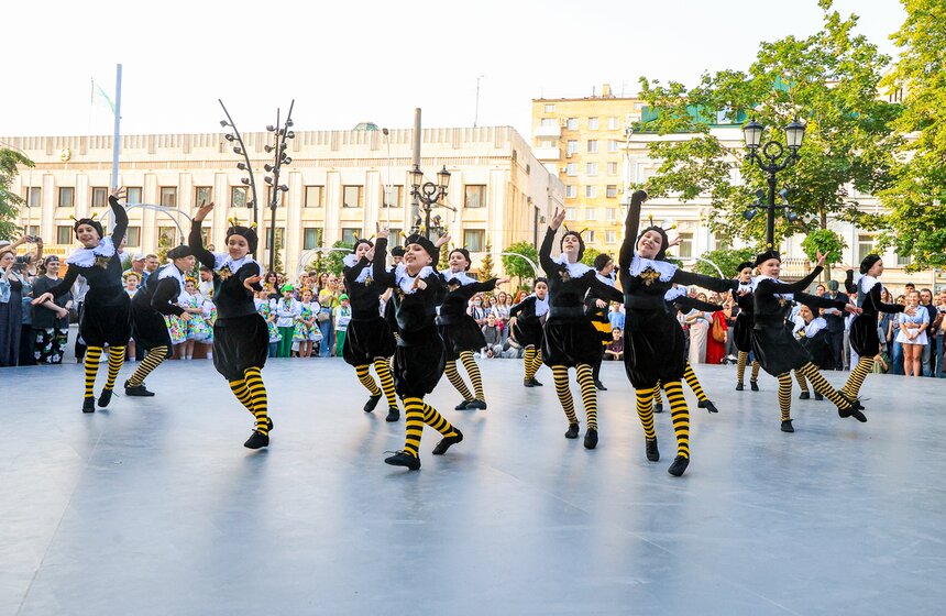 Хореограф Евгений Папунаишвили провел мастер-класс проекта "Улица. Танцы" в Москве 6 фото