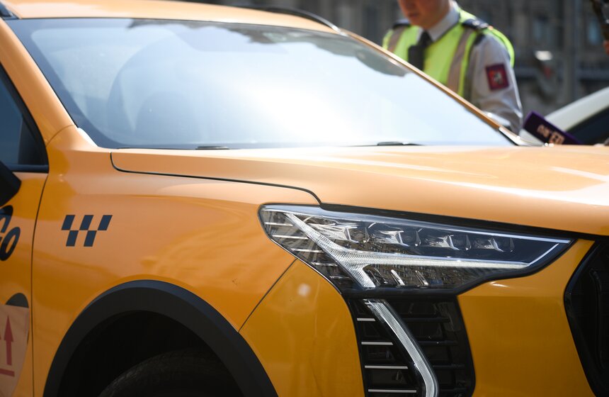 Рейд среди водителей такси прошел в Москве 7 фото