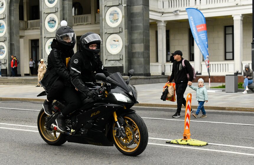 День мотоциклиста прошел на Северном речном вокзале 32 фото