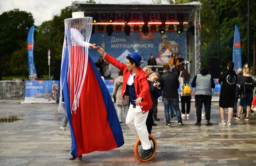 День мотоциклиста прошел на Северном речном вокзале 20 фото