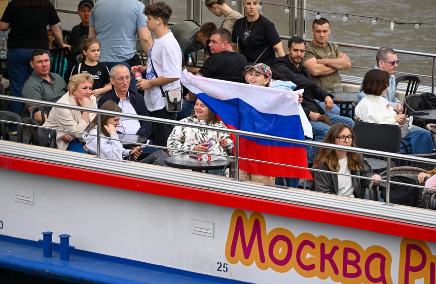 Москва отметила День России масштабными праздничными мероприятиями 20 фото