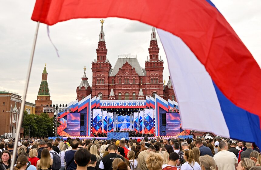 Москва отметила День России масштабными праздничными мероприятиями 14 фото