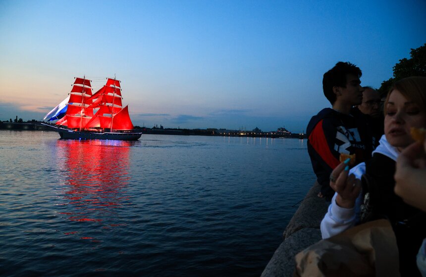 В Петербурге состоялась первая репетиция "Алых парусов" 15 фото