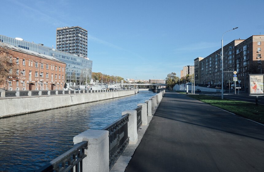 Территории вдоль Яузы преобразили в рамках программы по благоустройству набережных 12 фото