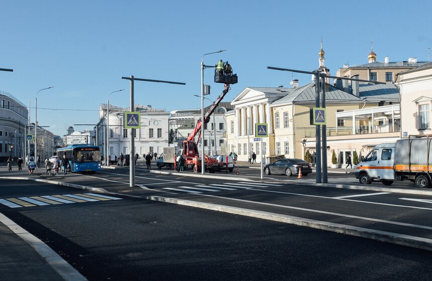 Территории вдоль Яузы преобразили в рамках программы по благоустройству набережных 9 фото