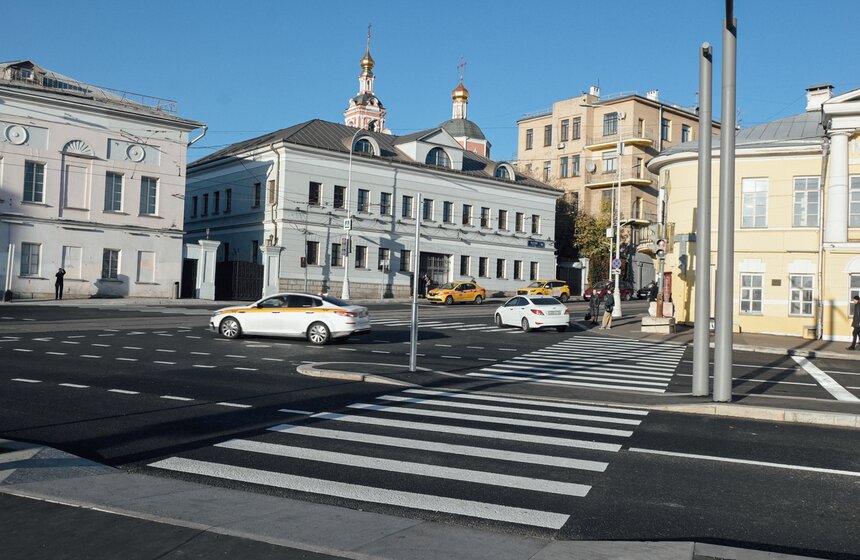 Территории вдоль Яузы преобразили в рамках программы по благоустройству набережных 5 фото