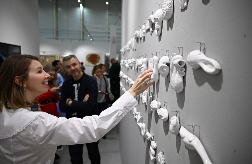 Ярмарка современного искусства Cosmoscow прошла в "Тимирязев центре" 12 фото