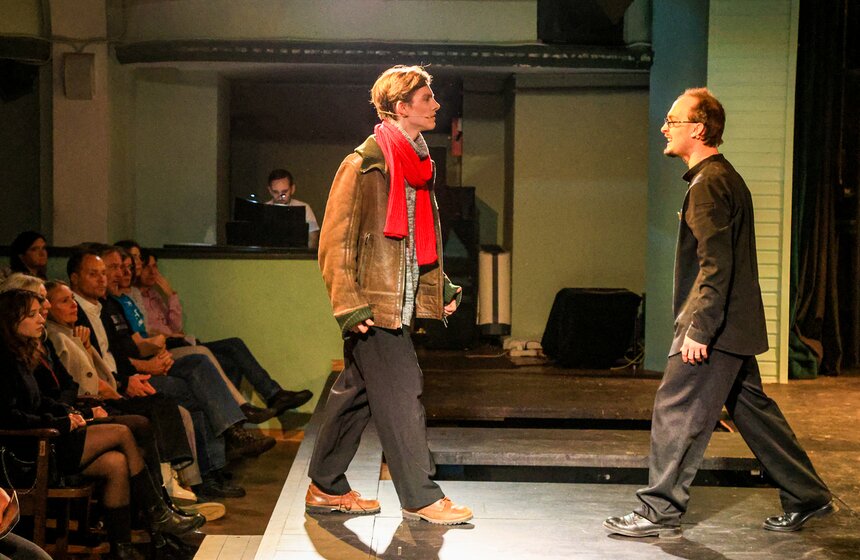 Версию мюзикла "Курс Норд-Ост" представили в учебном театре ГИТИСа 16 фото